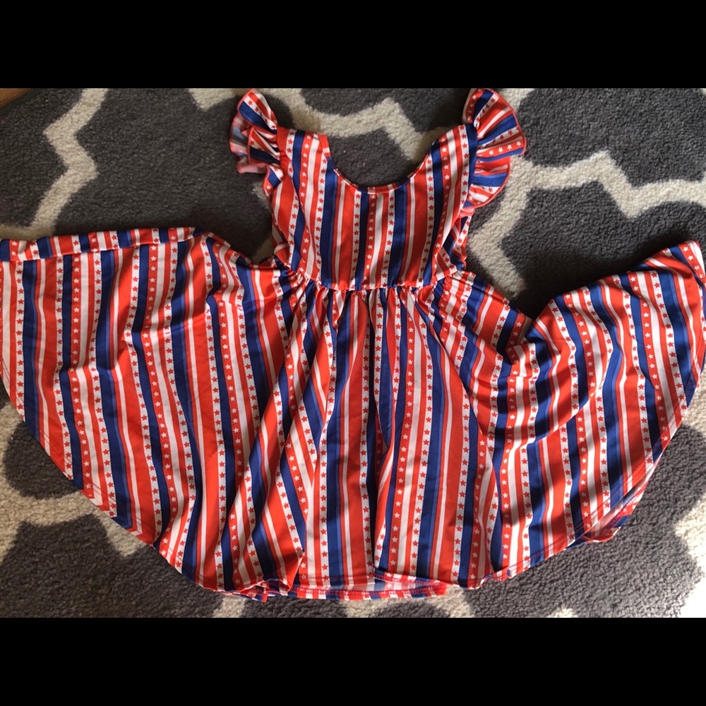 Dot dot smile dress